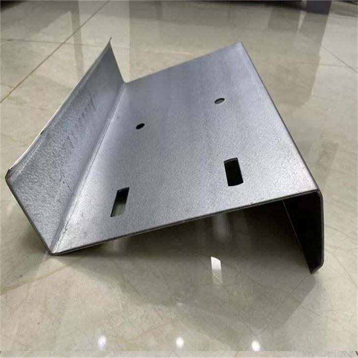 Panas Dicelup Galvanized Z Seksyen Keluli